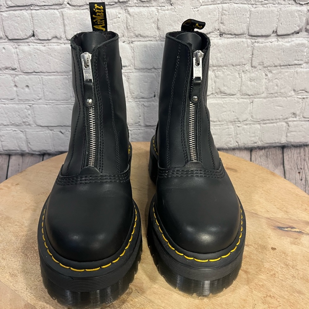 SOL***Dr. Martens Women's Jetta Platform Boots 39 - Picture 4 of 9